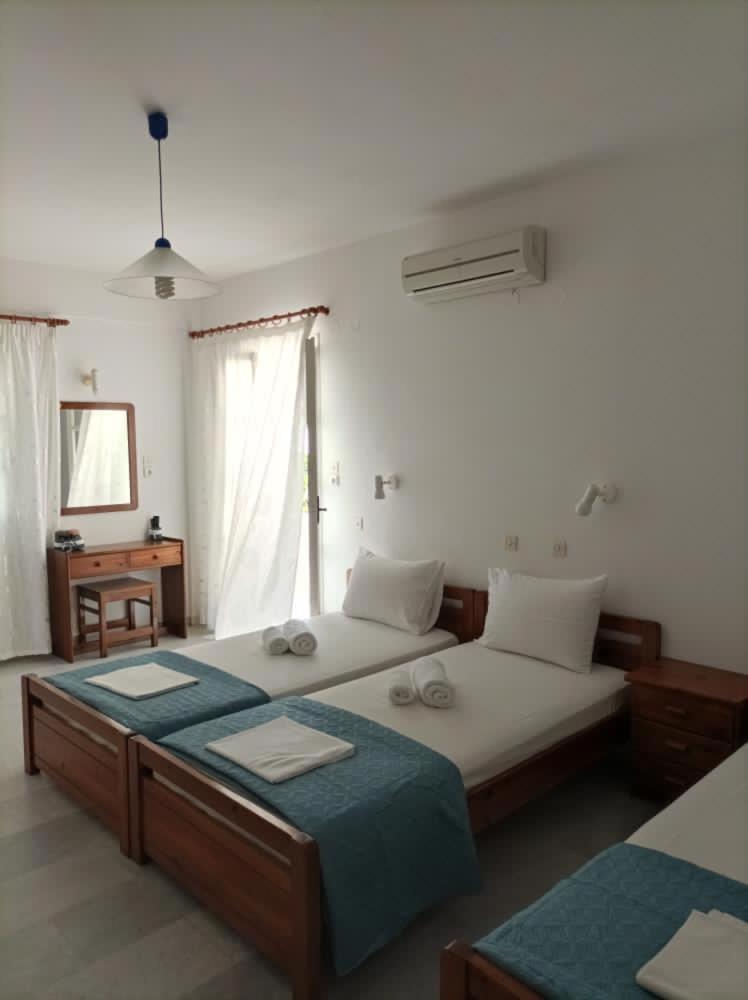 Hotel Asiminas à Naxos City Extérieur photo
